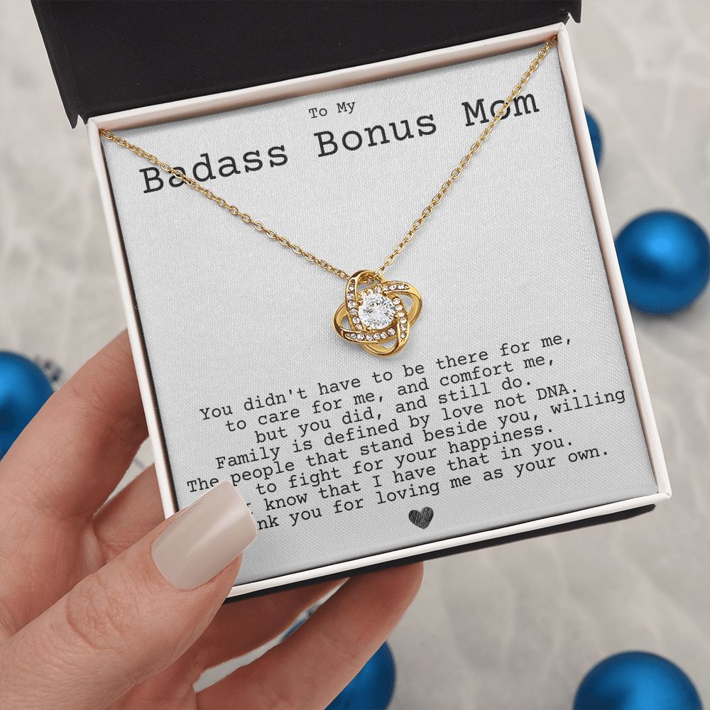 badass bonus mom, didnt have to be Bonus mom and daughter