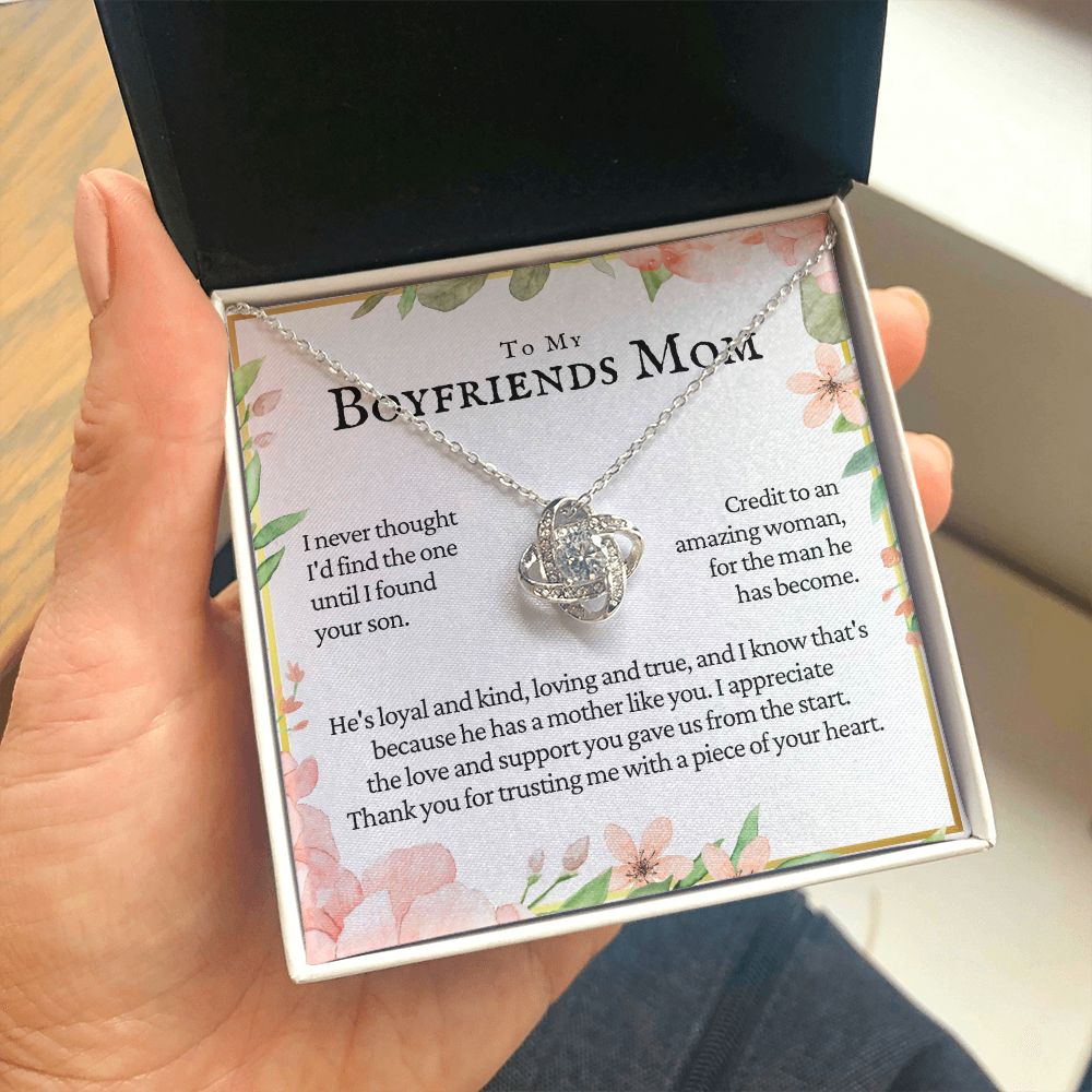 Boyfriends Mom, i never thought, deep floral frame