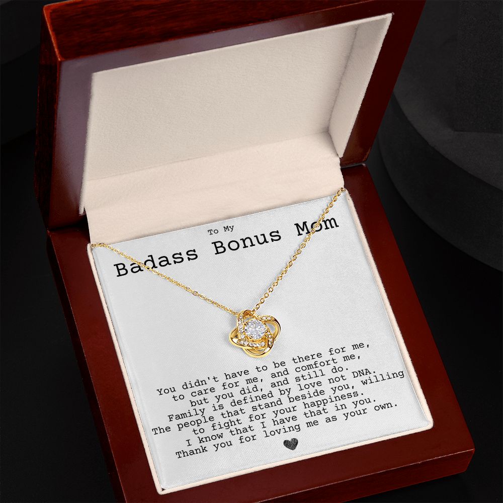 badass bonus mom, didnt have to be Bonus mom and daughter